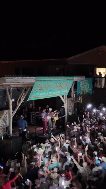 @Shane Smith & The Saints