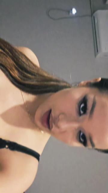 @r3;