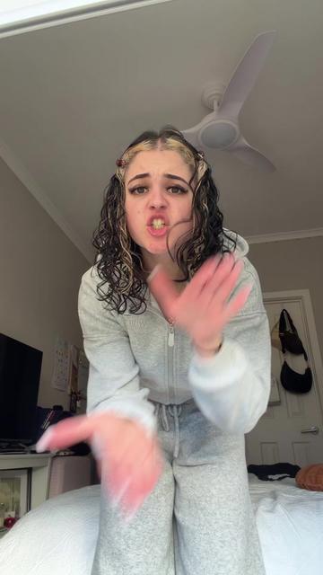 @Hayley Z