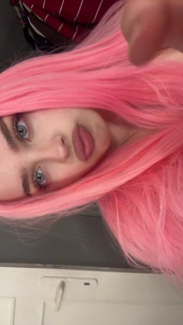 @Elaa