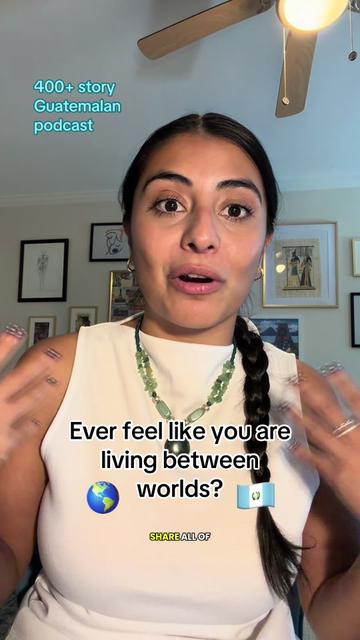 @Johanna | Latina Storyteller