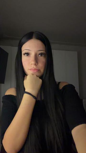 @rrebeccaarinii