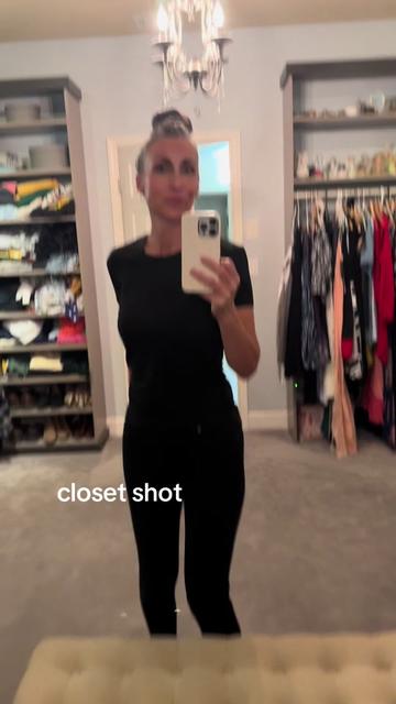 @herclosetshot