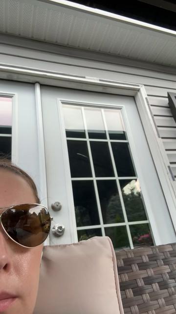 @Becc424