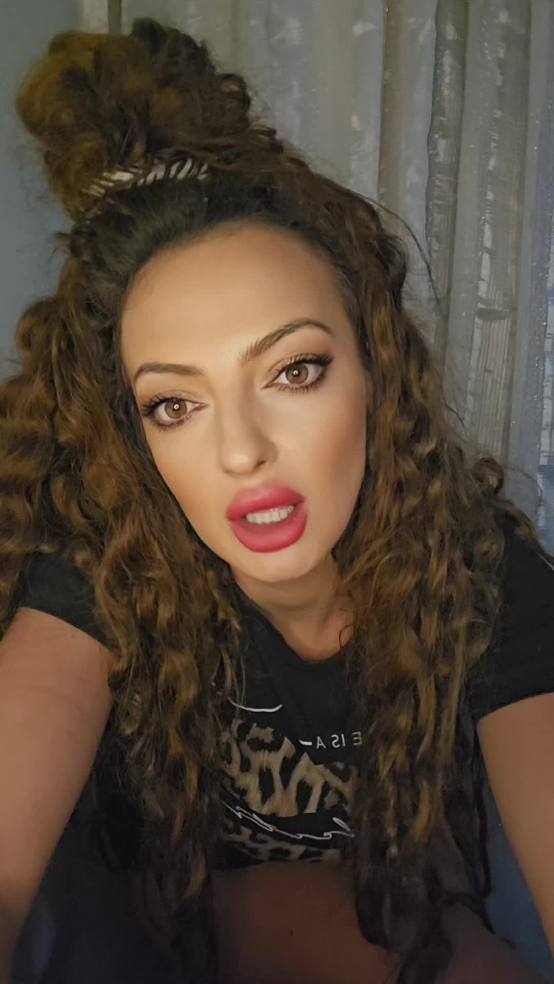@𝓖𝓮𝓸𝓻𝓰𝓲𝓪💋