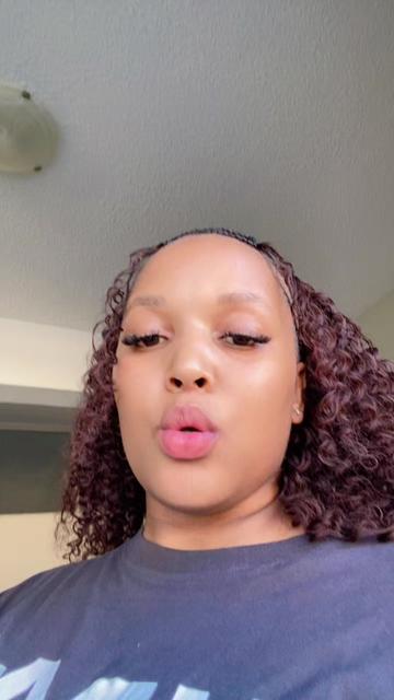 @Ntombizenkcubeko🌸