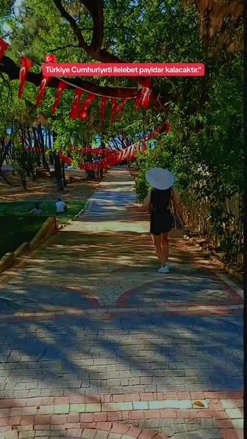 @𝙉𝙞𝙣𝙛𝙖 🦋⃤