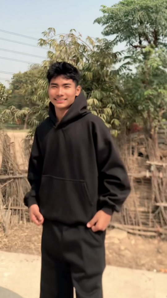 @Kashmir tamang 