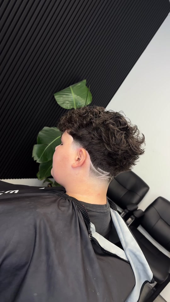 @JT / kelowna barber