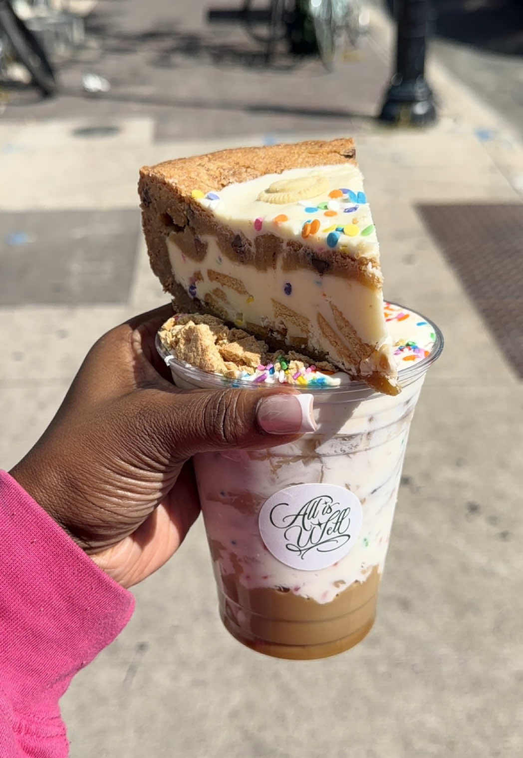 @CakeYourWay | GTA CUSTOM CAKES