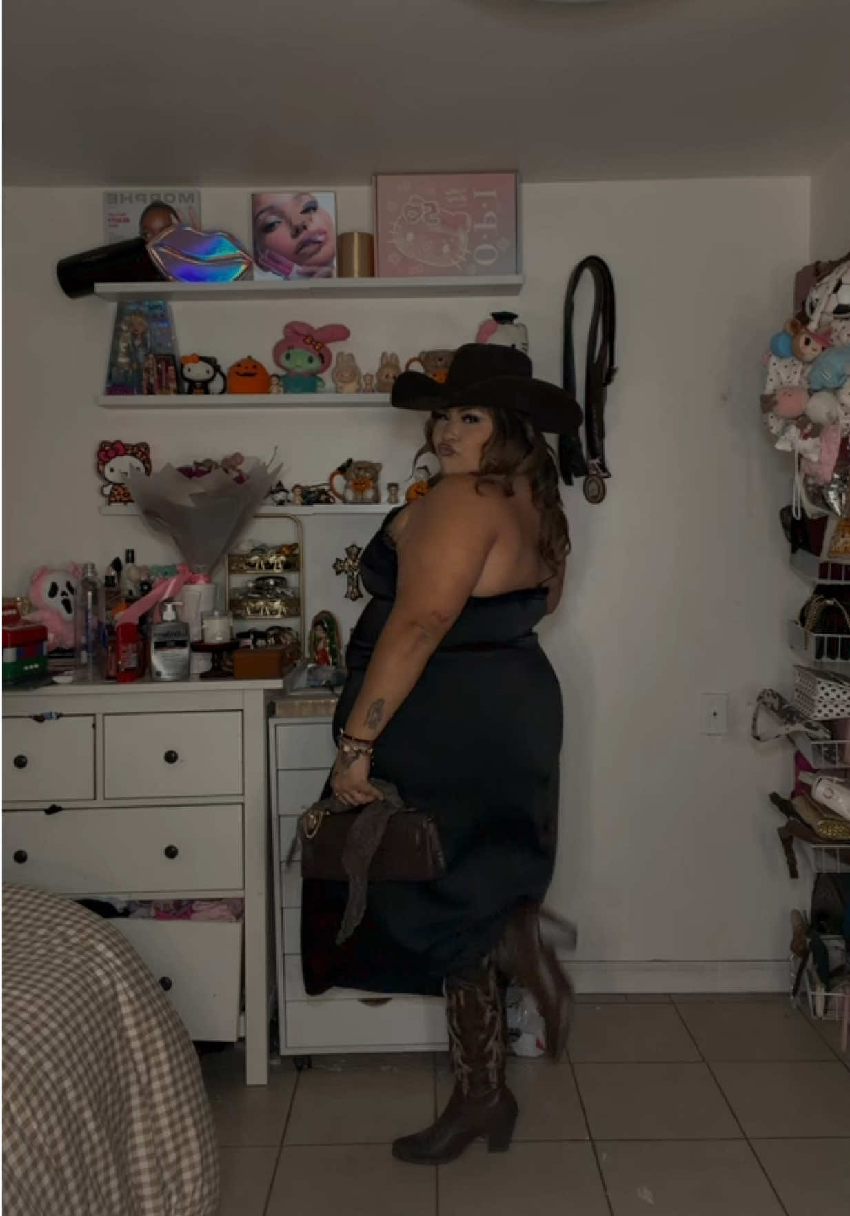 @melanie angeles ౨ৎ