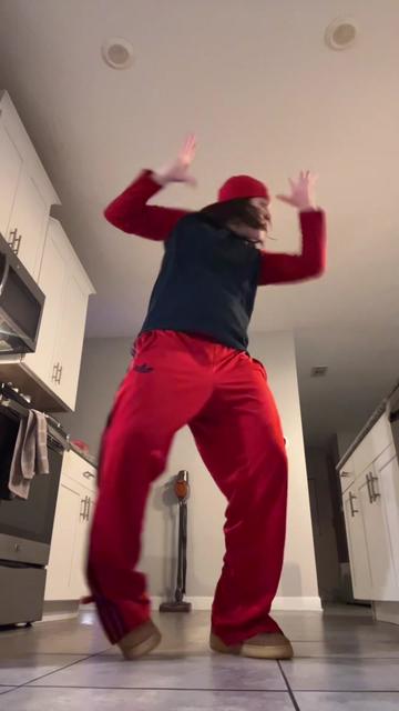 @ayyvahh_