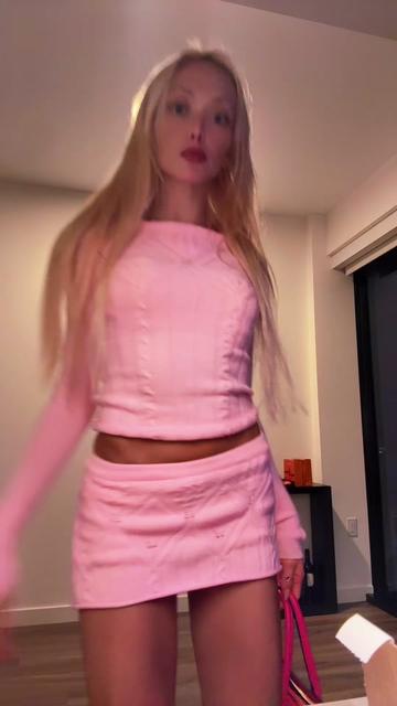 @Vv