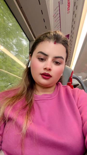 @Jharana🧿🫶