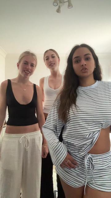 @𝐞𝐥𝐥𝐢𝐞𝐩𝐫𝐢𝐯