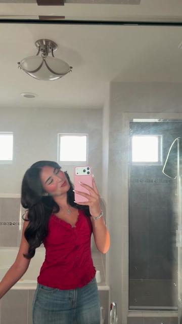 @Vyctoria