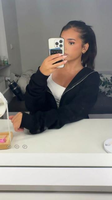 @𝐂𝐞𝐫𝐞𝐧