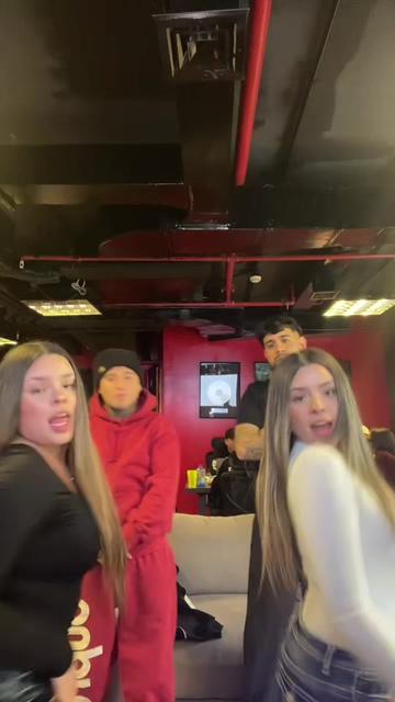 @LasMellis