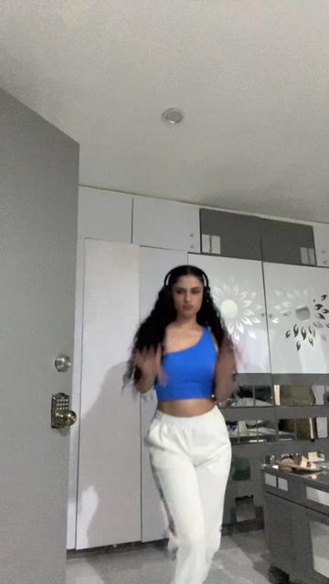 @Iza Perez