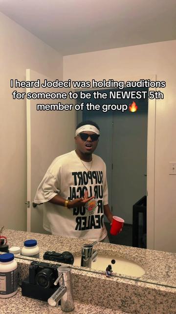 @ignant〽️F &trade;