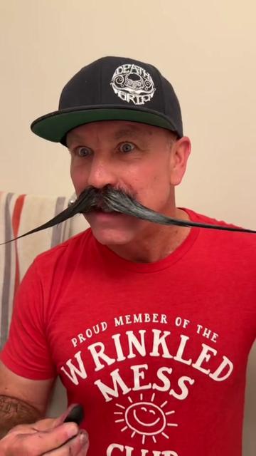 @Bobandelliothismustache