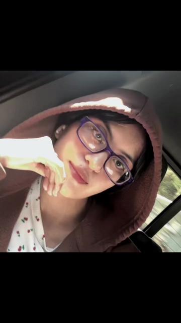 @𝒥ℯ𝓃𝓃𝓎 ℬ𝓇𝓊𝒽👻🍁