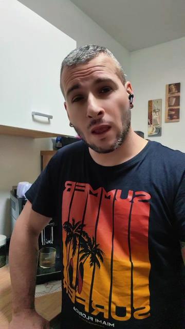@Io sono ancora quà😎