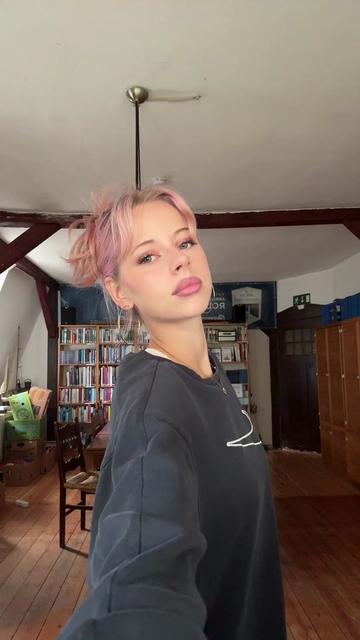 @Lina