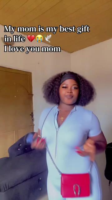 @Mercedes Blanche