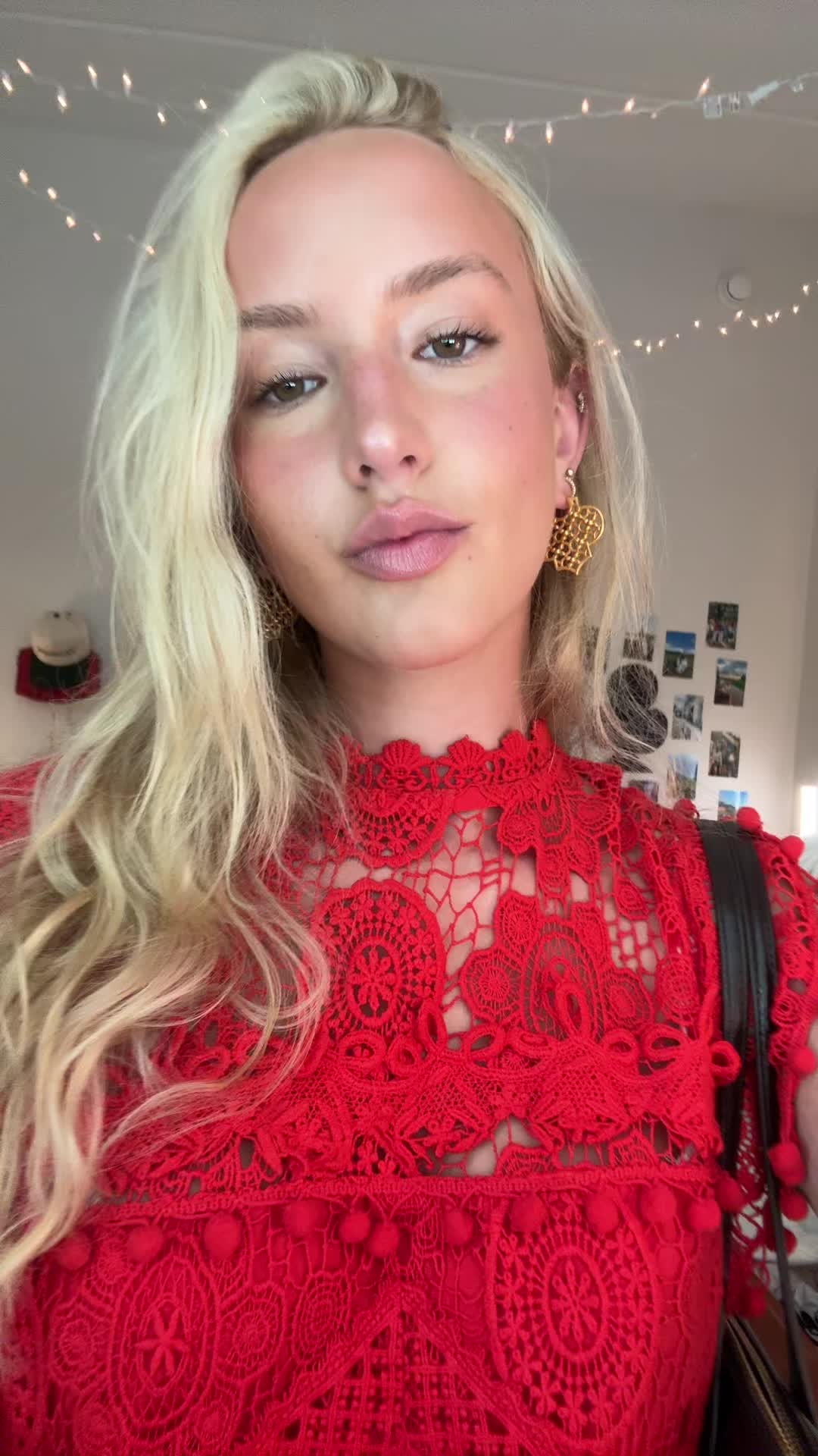 @Lillycloan
