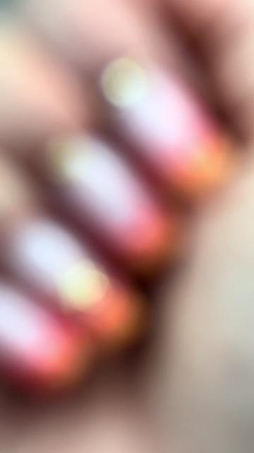 @Les ongles de Lyvie