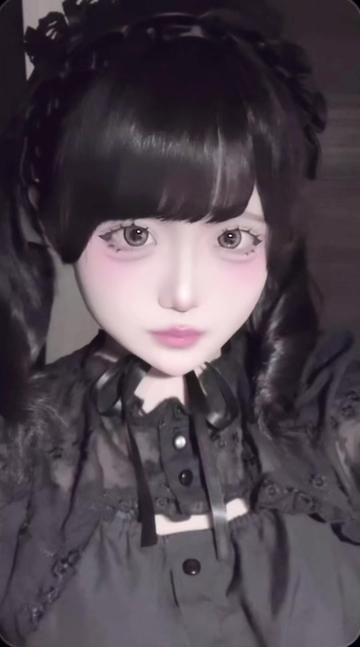 @もにもに