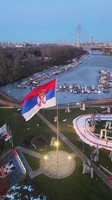 @Uroš Delovski