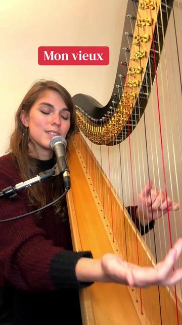 @Pia Salvia 🩵 Pia Harpist
