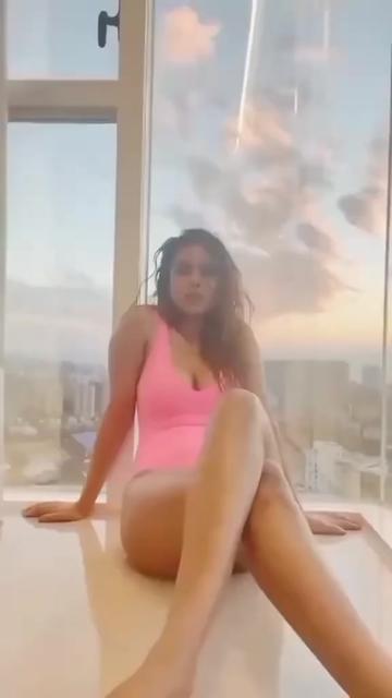 @nia Sharma