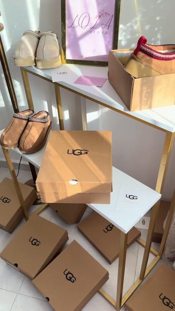 @LOLA BOUTIQUE