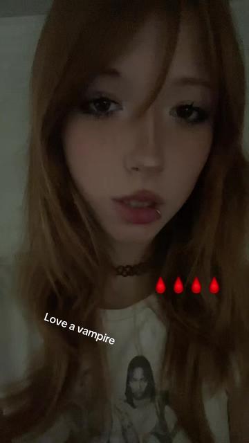 @леро4ка эмо4ка 🦇