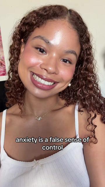 @elle ౨ৎ