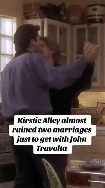 @Hollyweird