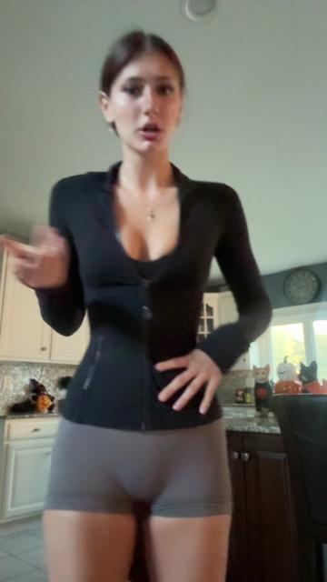 @Ellesbells