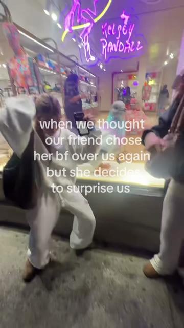 @camirehe