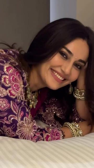 @Surbhi Jyoti