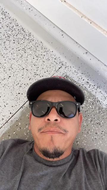 @Everybodys_daddy