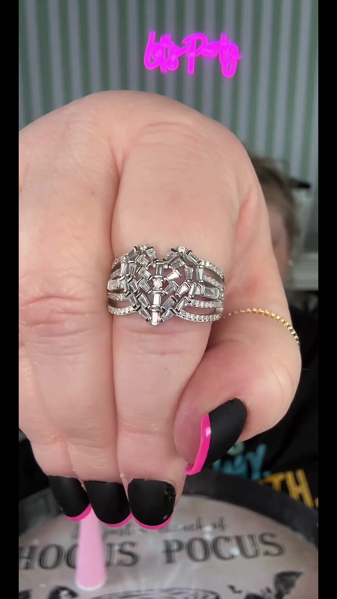@Chrissy-TheSouthernGems