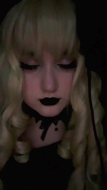 @𝐚𝐥𝐢𝐜𝐞🐇🖤