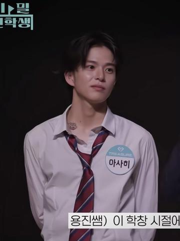 @만자