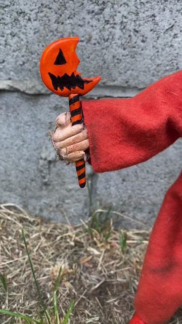 @ButtonEyeSculpts