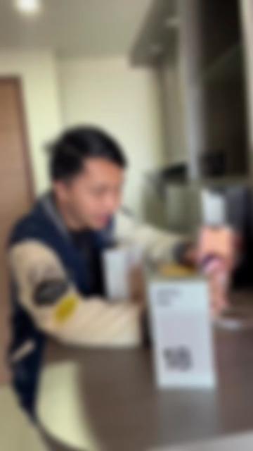 @Evelyn White