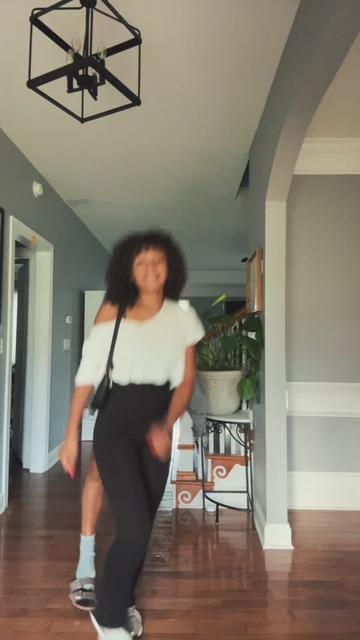 @hallui