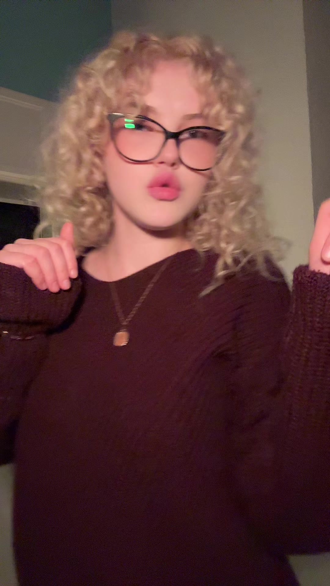 @рия вэсликс <33